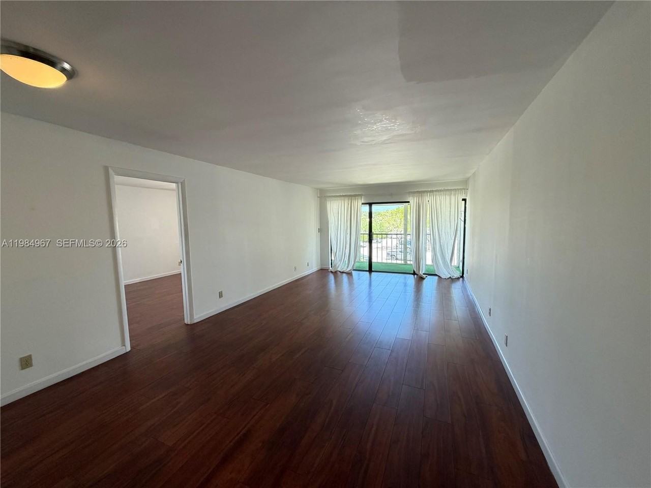 240 Lakeview Dr #308 - Photo 3 of 21