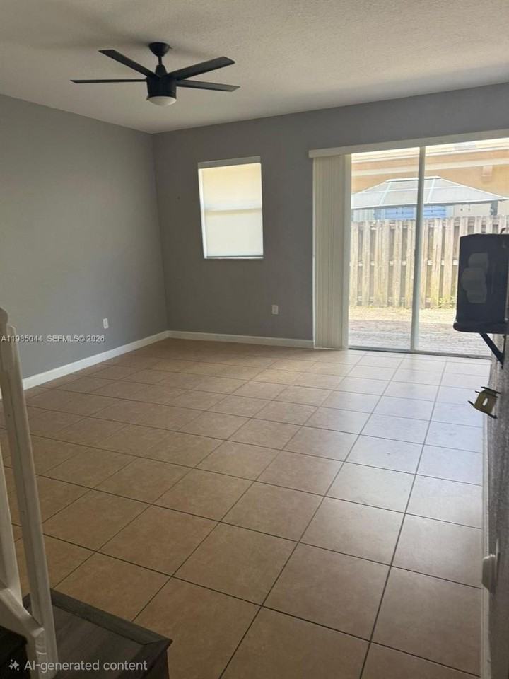 12947 Sw 135th Ter #12947 - Photo 2 of 7