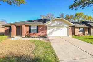 featured image of 4923 Bayboro Park Dr