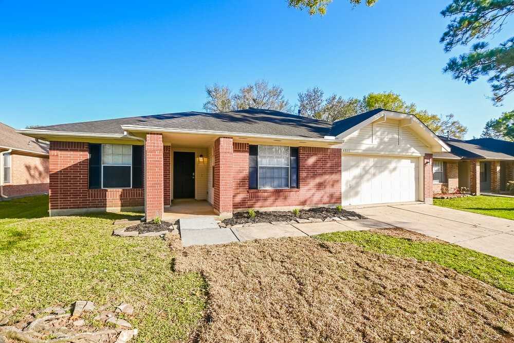 4923 Bayboro Park Dr - Photo 3 of 16