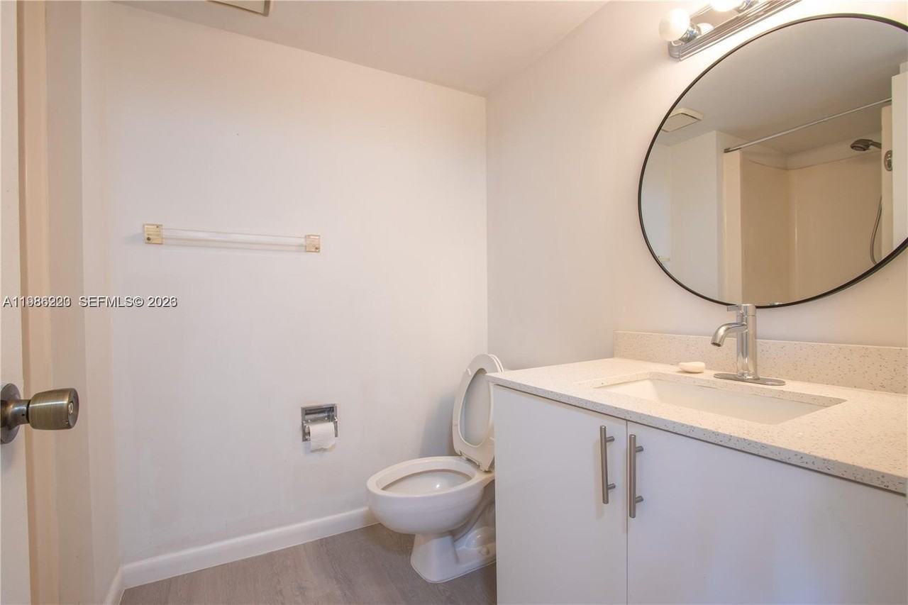 10233 Nw 9th Street Cir #213-1 - Photo 5 of 22