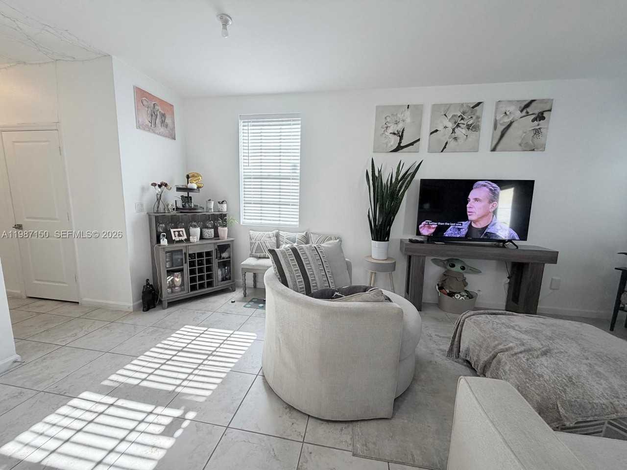 4002 Nw 11th Dr - Photo 6 of 29