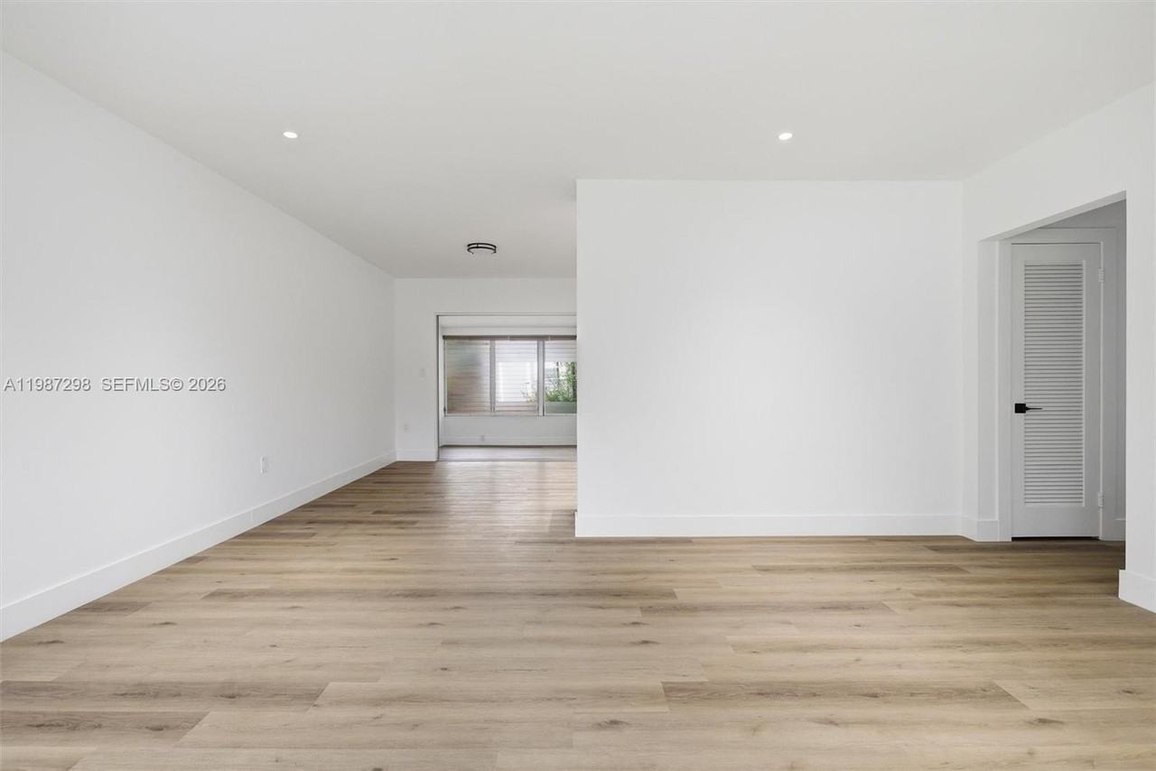 11434 Sw 81st Rd #11434 - Photo 5 of 22