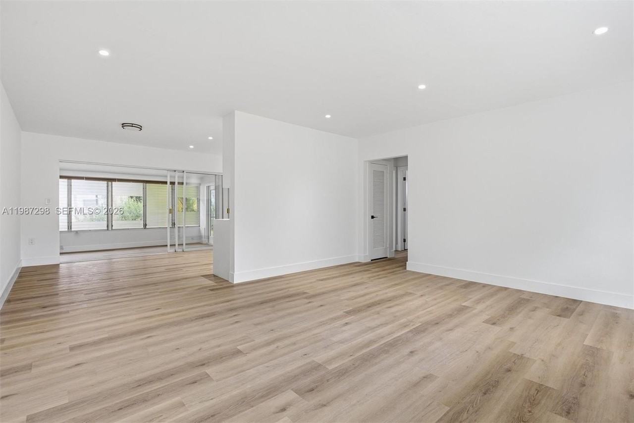 11434 Sw 81st Rd #11434 - Photo 6 of 22