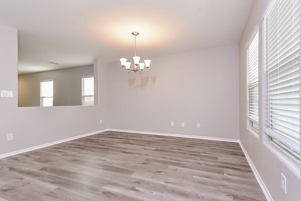 7620 Emerald Ridge Ct - Photo 6 of 17