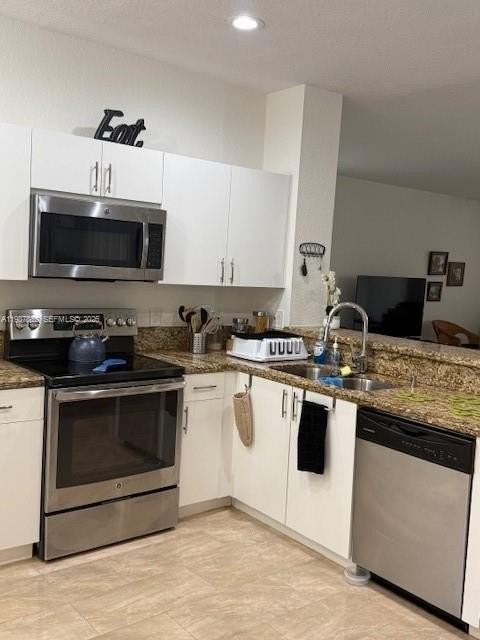 513 Live Oak Ln - Photo 7 of 19