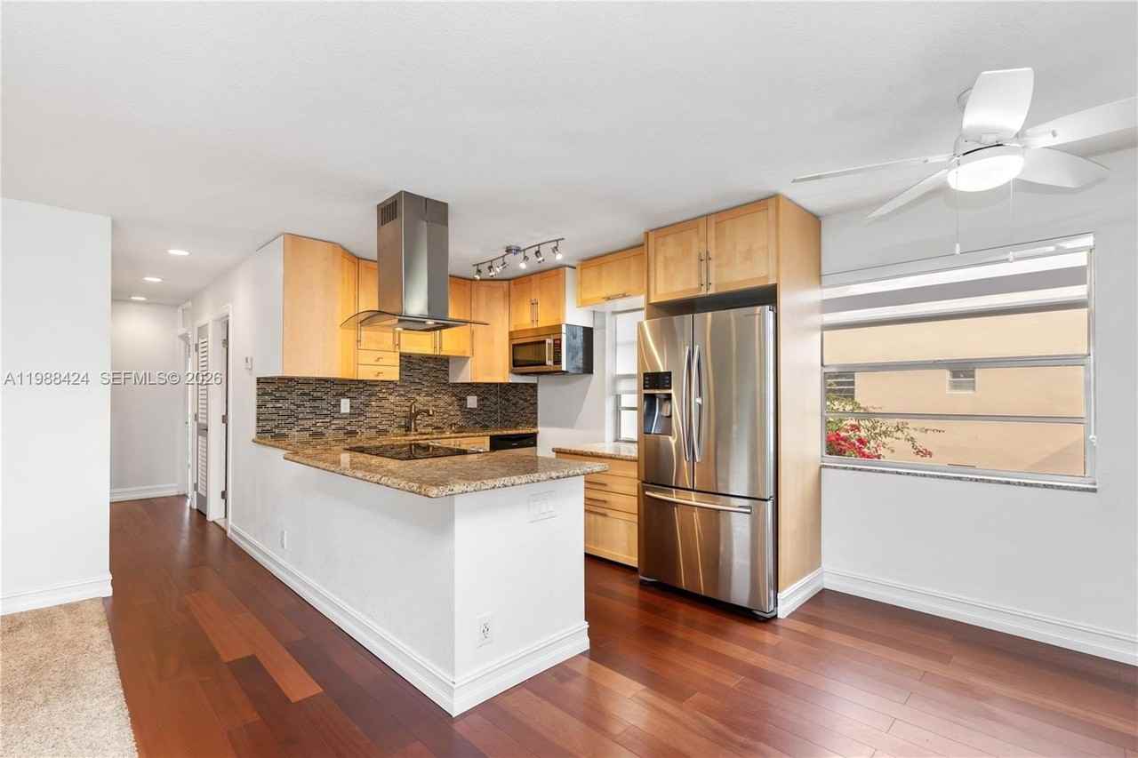 854 Normandy R #854 - Photo 4 of 31