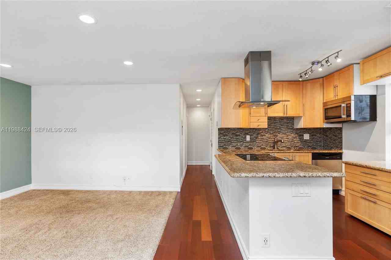 854 Normandy R #854 - Photo 5 of 31