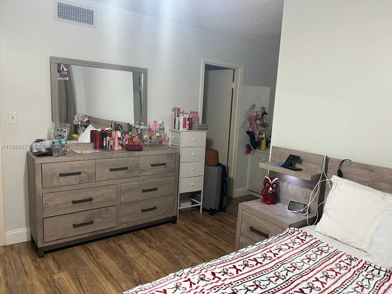 301 N Pine Island Rd #156 - Photo 7 of 16