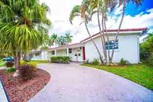 909 N 13th Ct - Photo 1 of 1