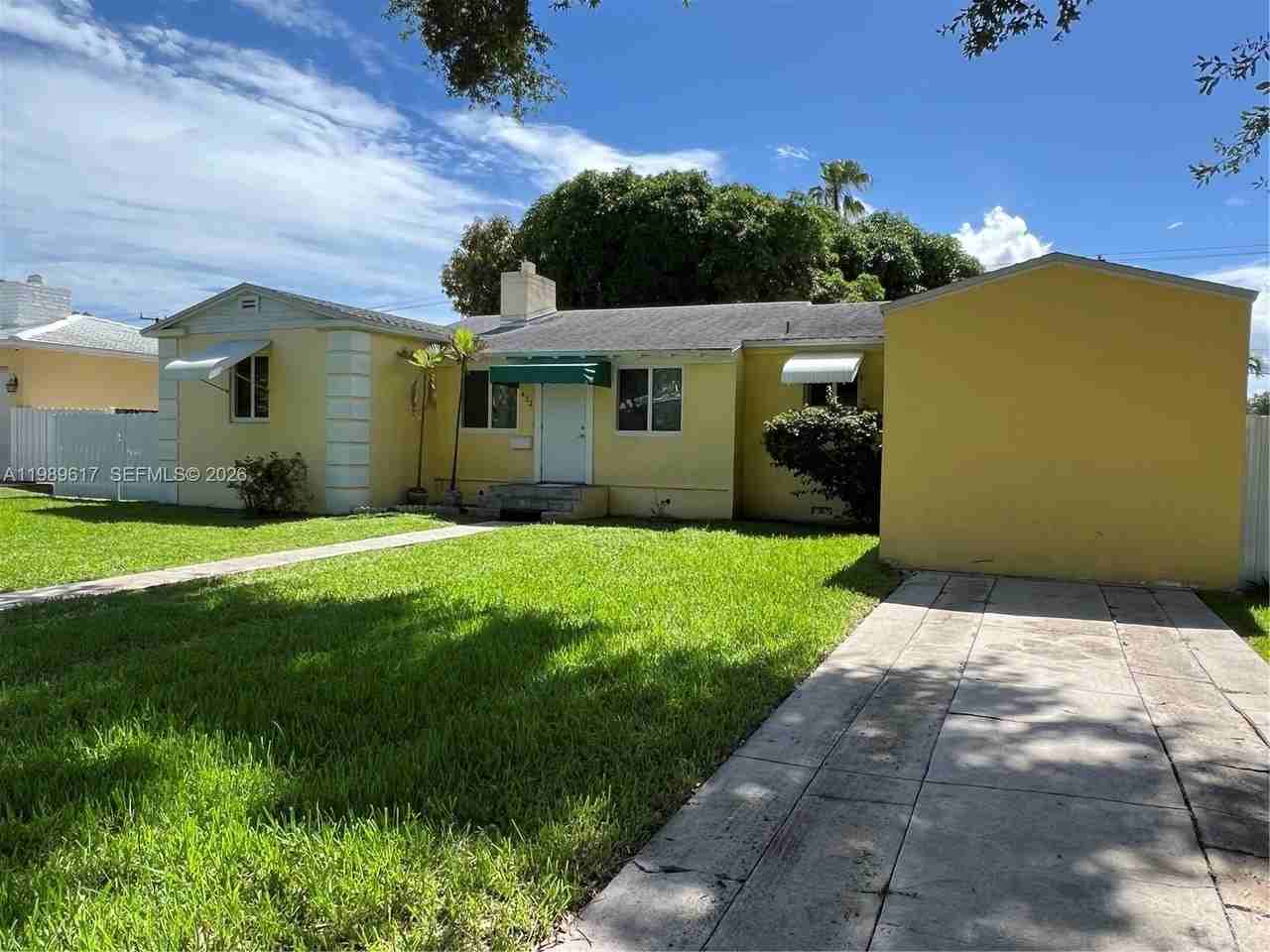 432 Palmetto Dr #0 - Photo 3 of 50