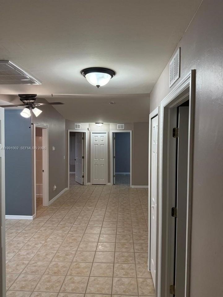 4412 26th St Sw #0 - Photo 4 of 7