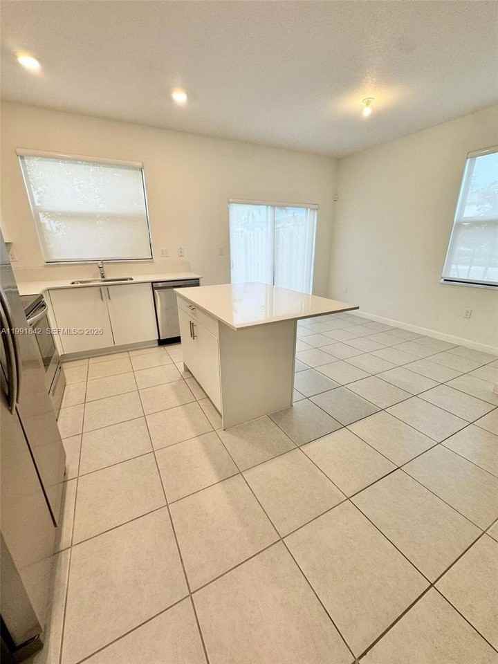 12986 Sw 232nd Ter #12986 - Photo 3 of 11