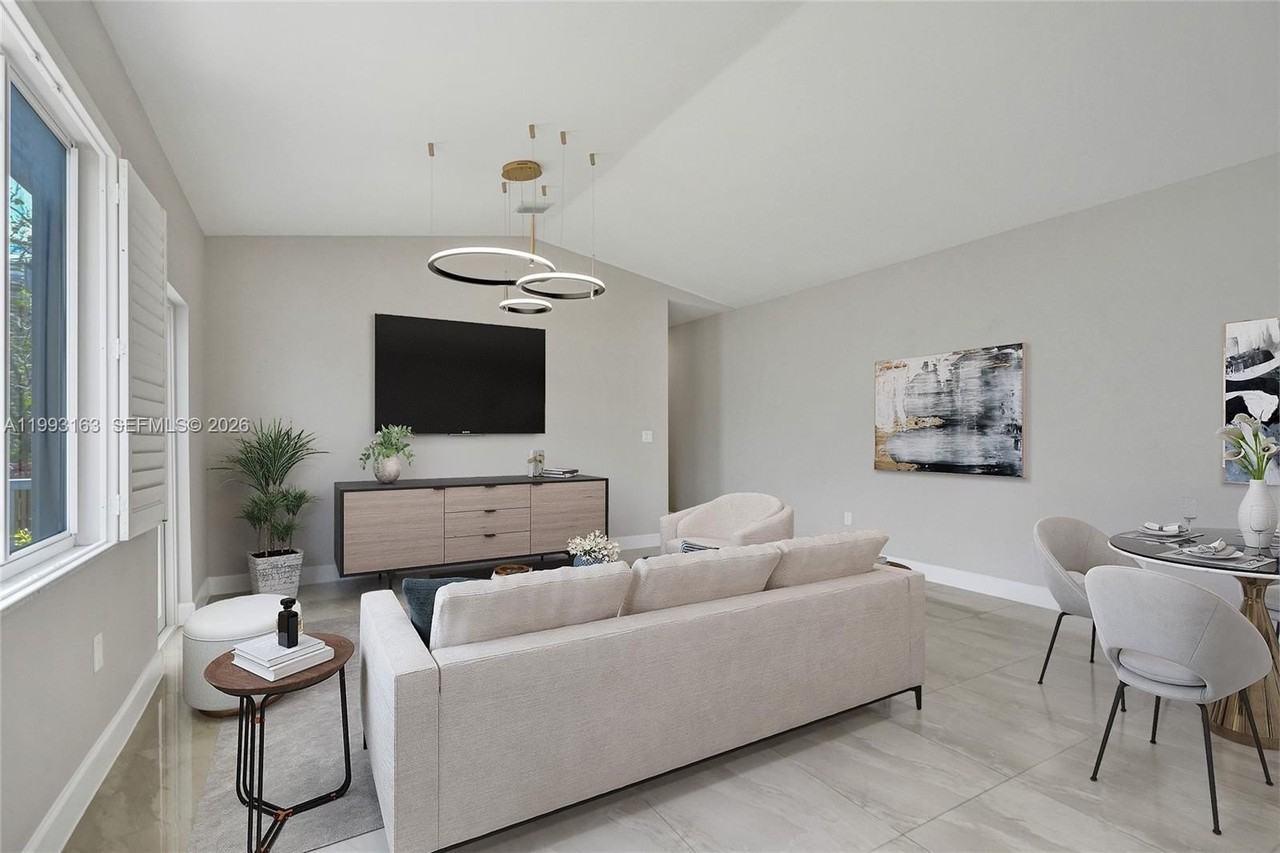 62 Ne 26th St #62 - Photo 7 of 40