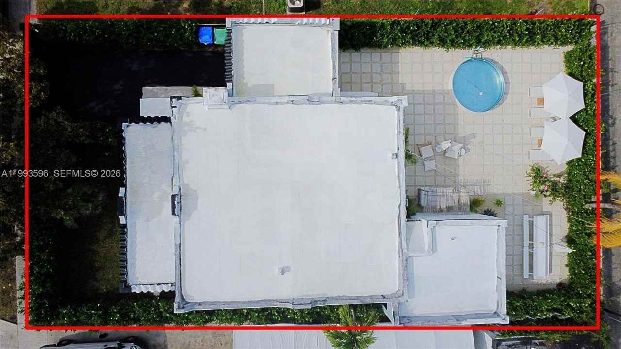 745 Nw 47th Ter - Photo 2 of 15