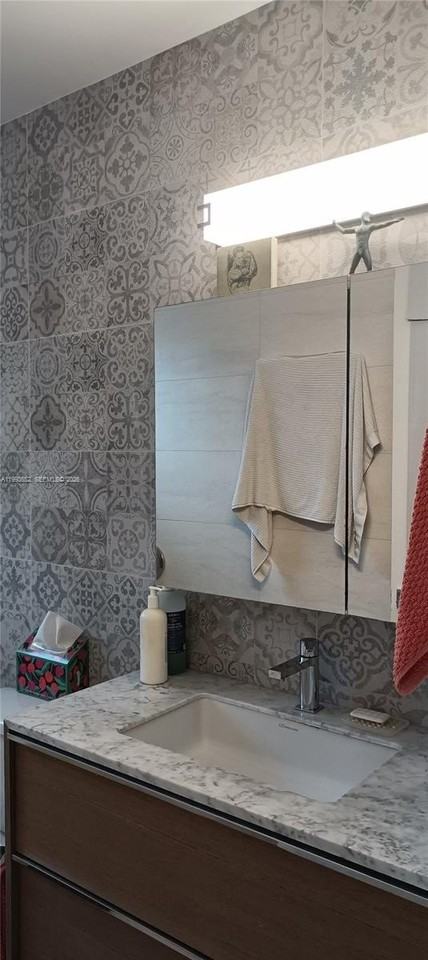 363 Washington Ave #31 - Photo 6 of 6