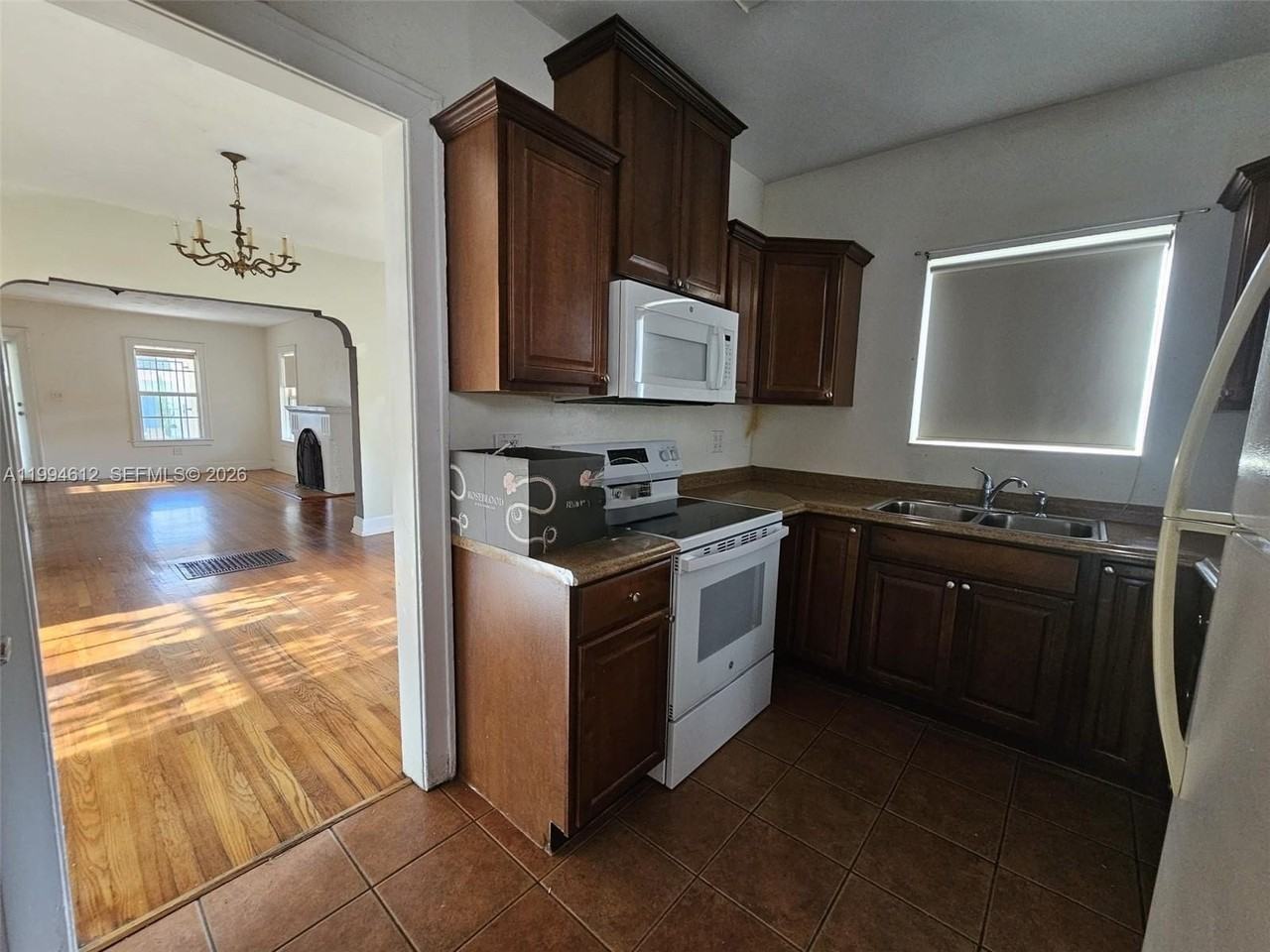 2385 Sw 23rd Ter #1 - Photo 6 of 12