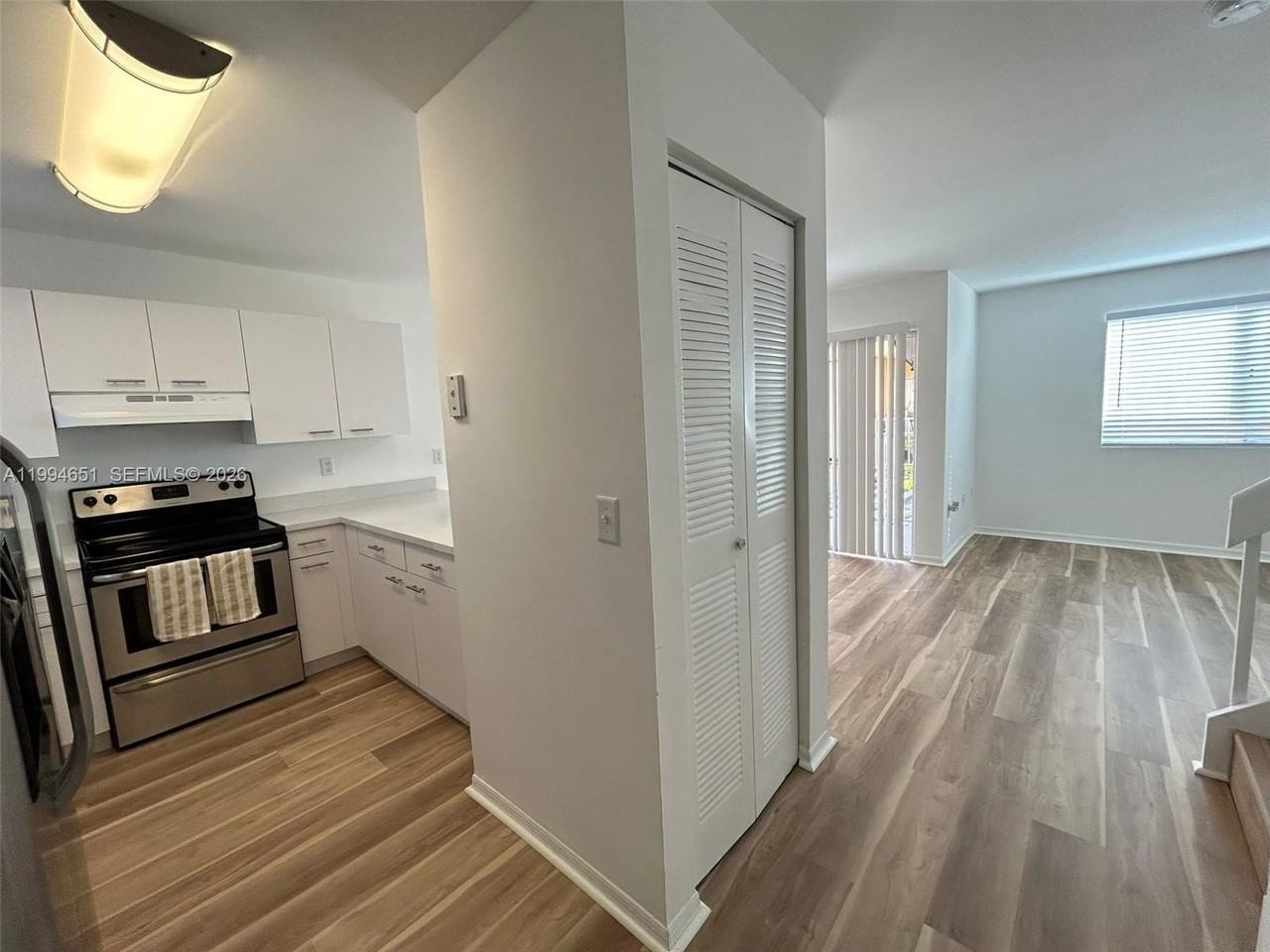 6255 Kendale Lakes Cir #225 - Photo 5 of 46