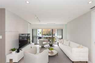 255 Galen Dr #2I - Photo 1 of 1