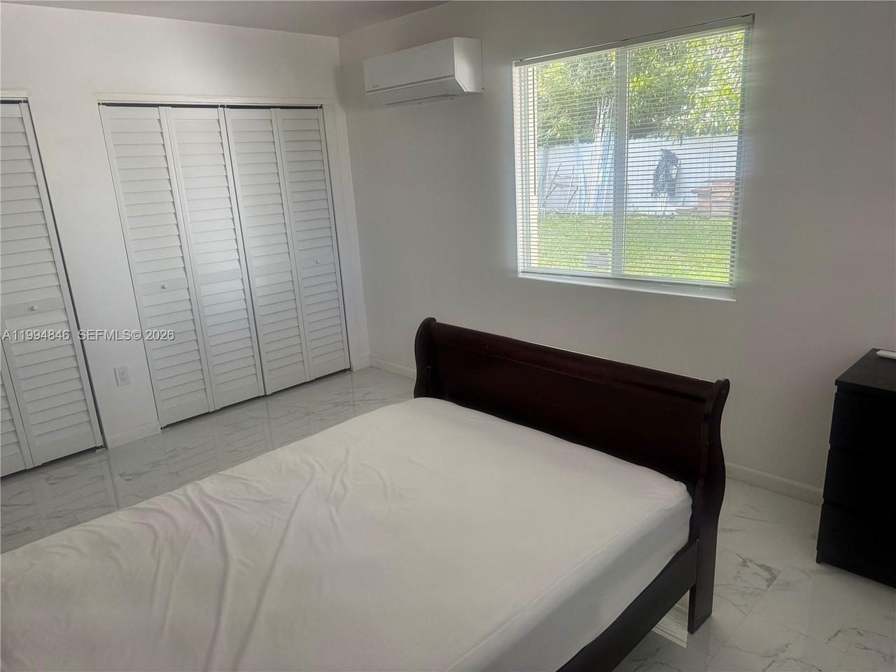 1261 Ne 209th Ter #1 - Photo 4 of 16