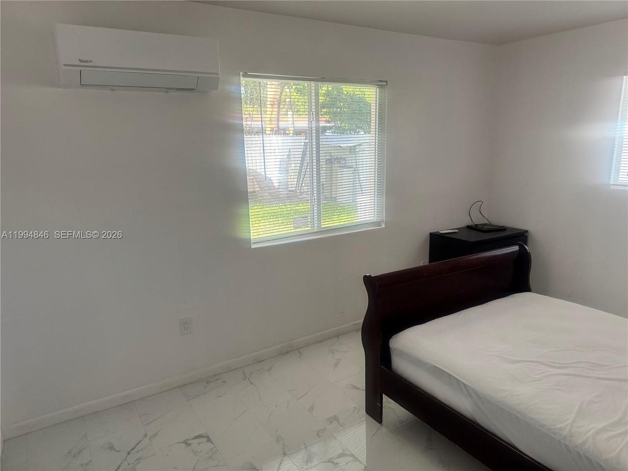 1261 Ne 209th Ter #1 - Photo 5 of 16