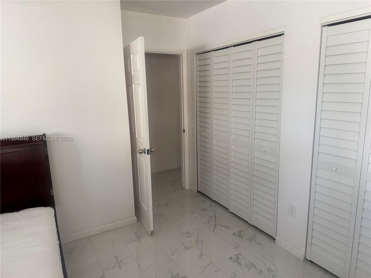 1261 Ne 209th Ter #1 - Photo 6 of 16