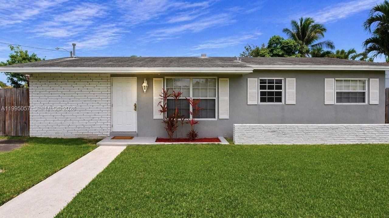 15305 Sw 104th Ave - Photo 5 of 45