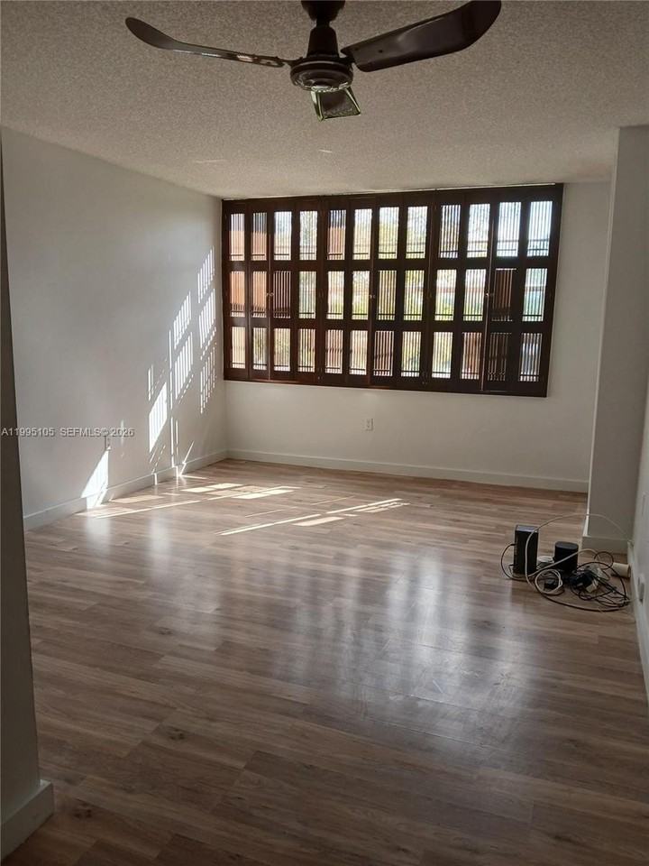 1300 Saint Charles Pl #222 - Photo 7 of 9