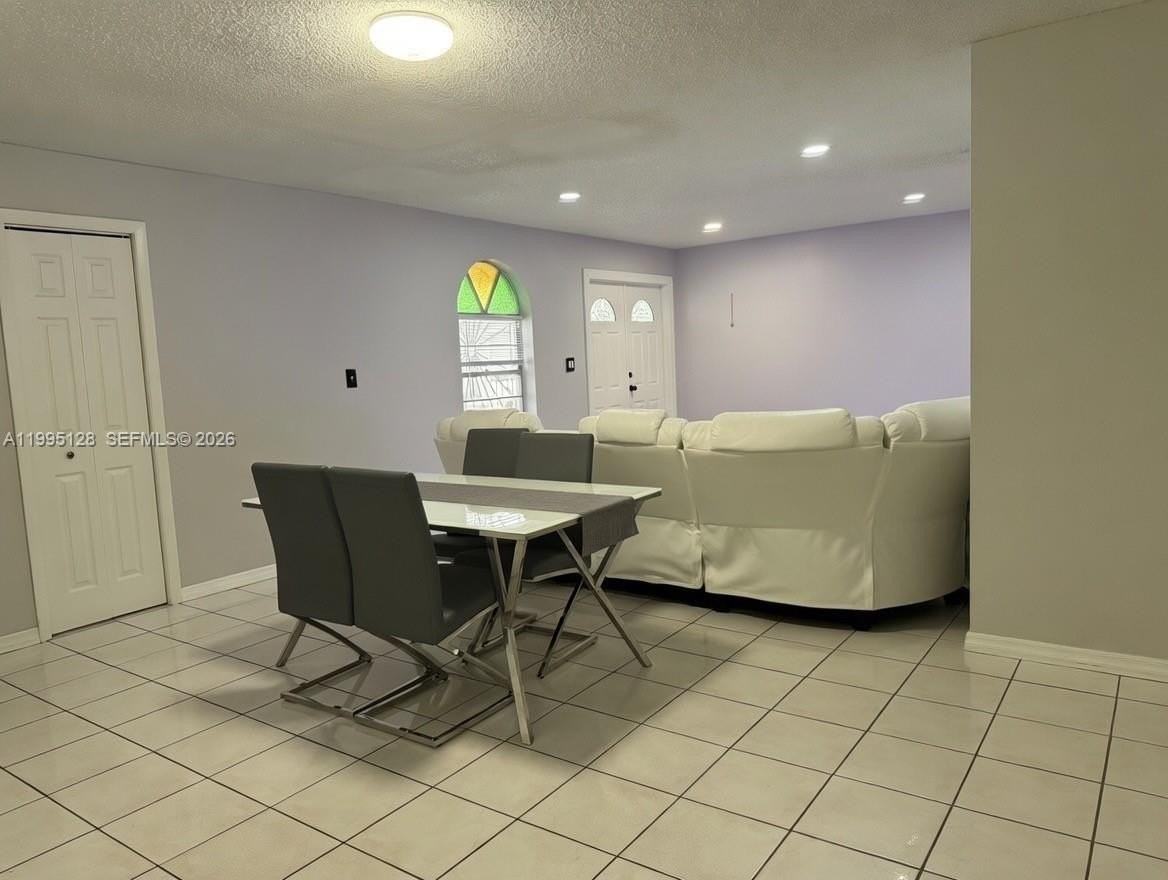 7440 Sw 22nd St #1 - Photo 3 of 16