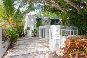 featured image of 2848 Sw 22nd Ave #0