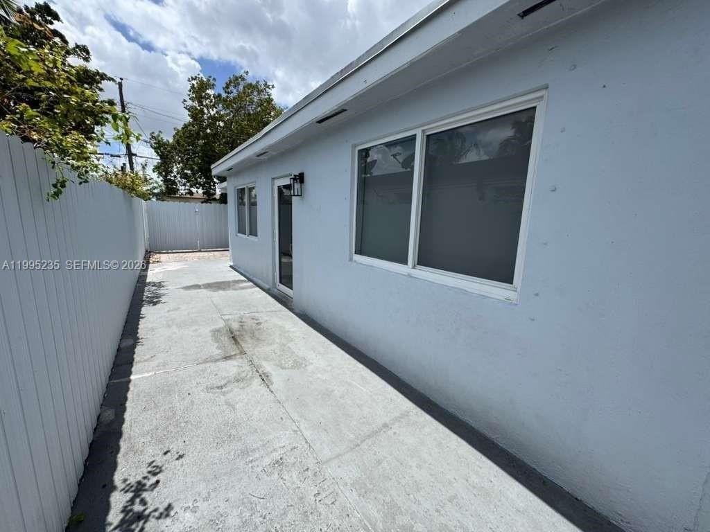 230 E 56th St #A - Photo 3 of 25