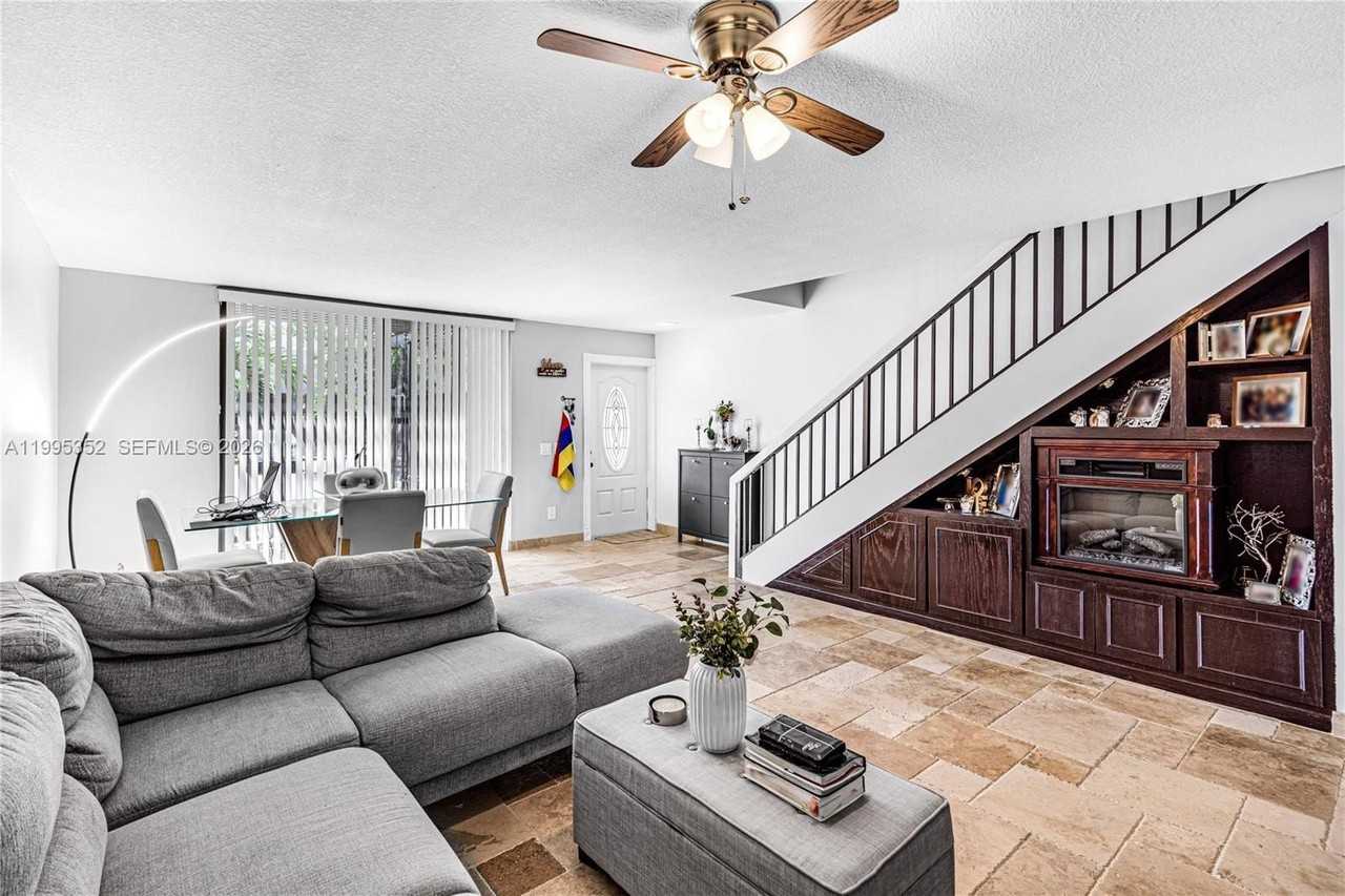 1424 Nw 113th Way - Photo 7 of 39