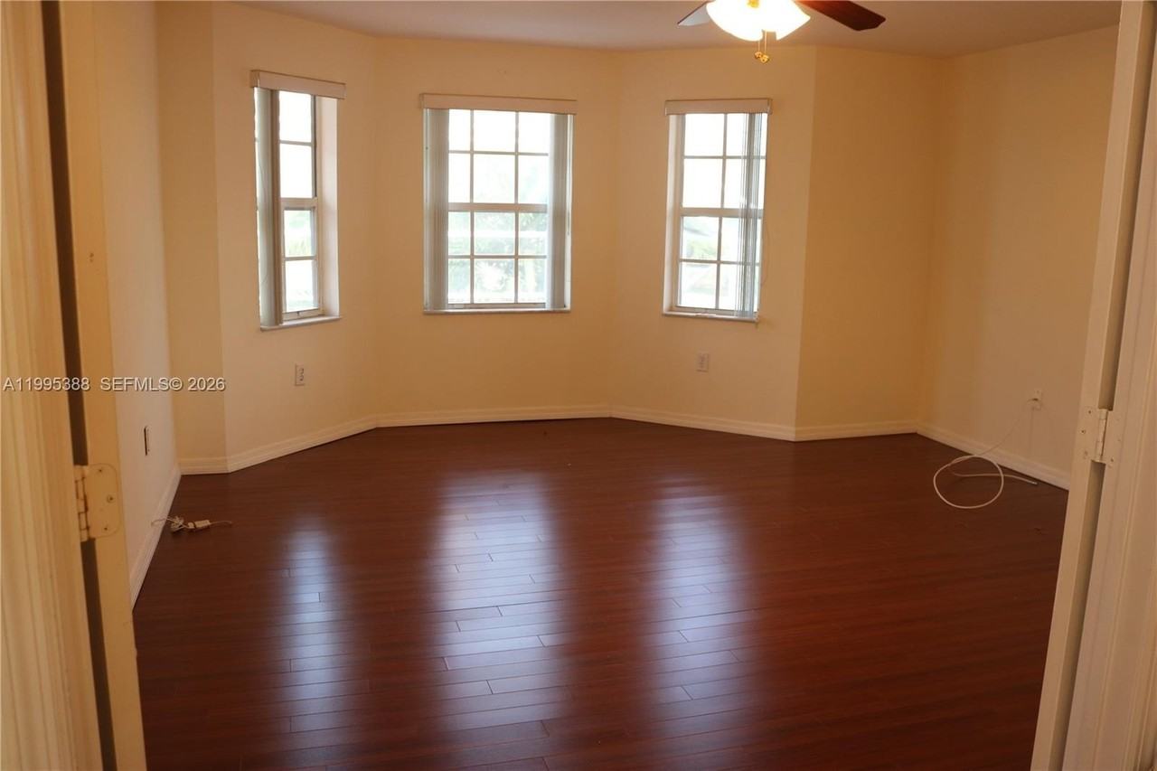 62 Gables Blvd #0 - Photo 6 of 8