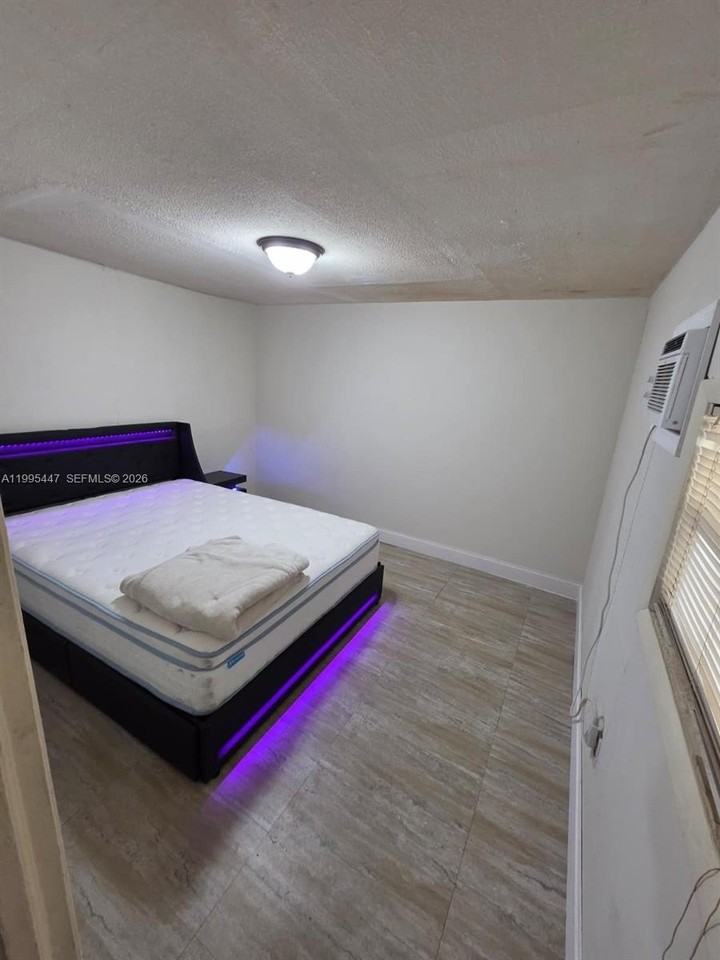 1420 Sw 129th Ct #1 - Photo 2 of 11