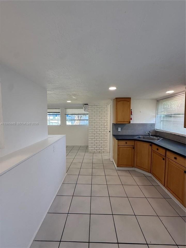 1101 N 58th Ave #1-4 - Photo 2 of 16