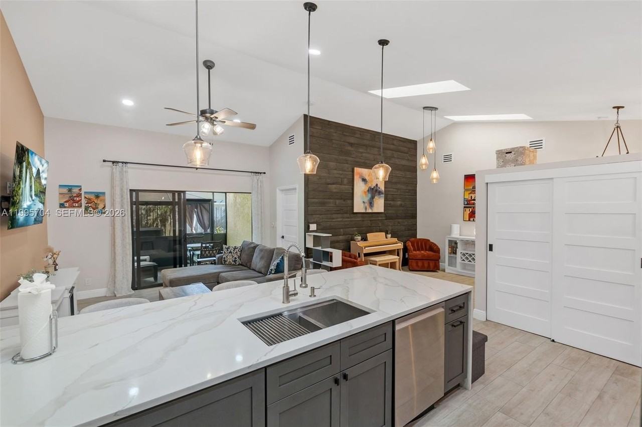 4220 Grove Park Ln #1 - Photo 3 of 41