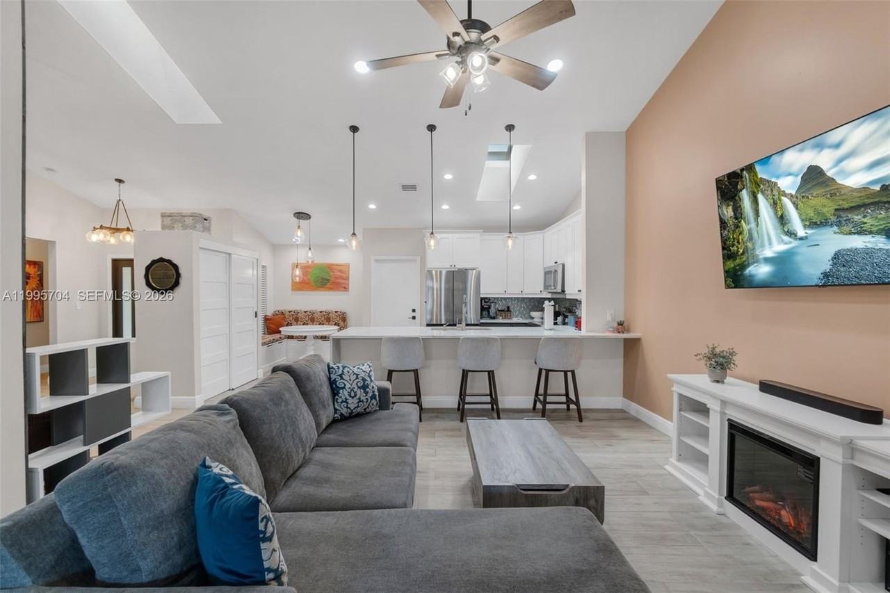 4220 Grove Park Ln #1 - Photo 5 of 41