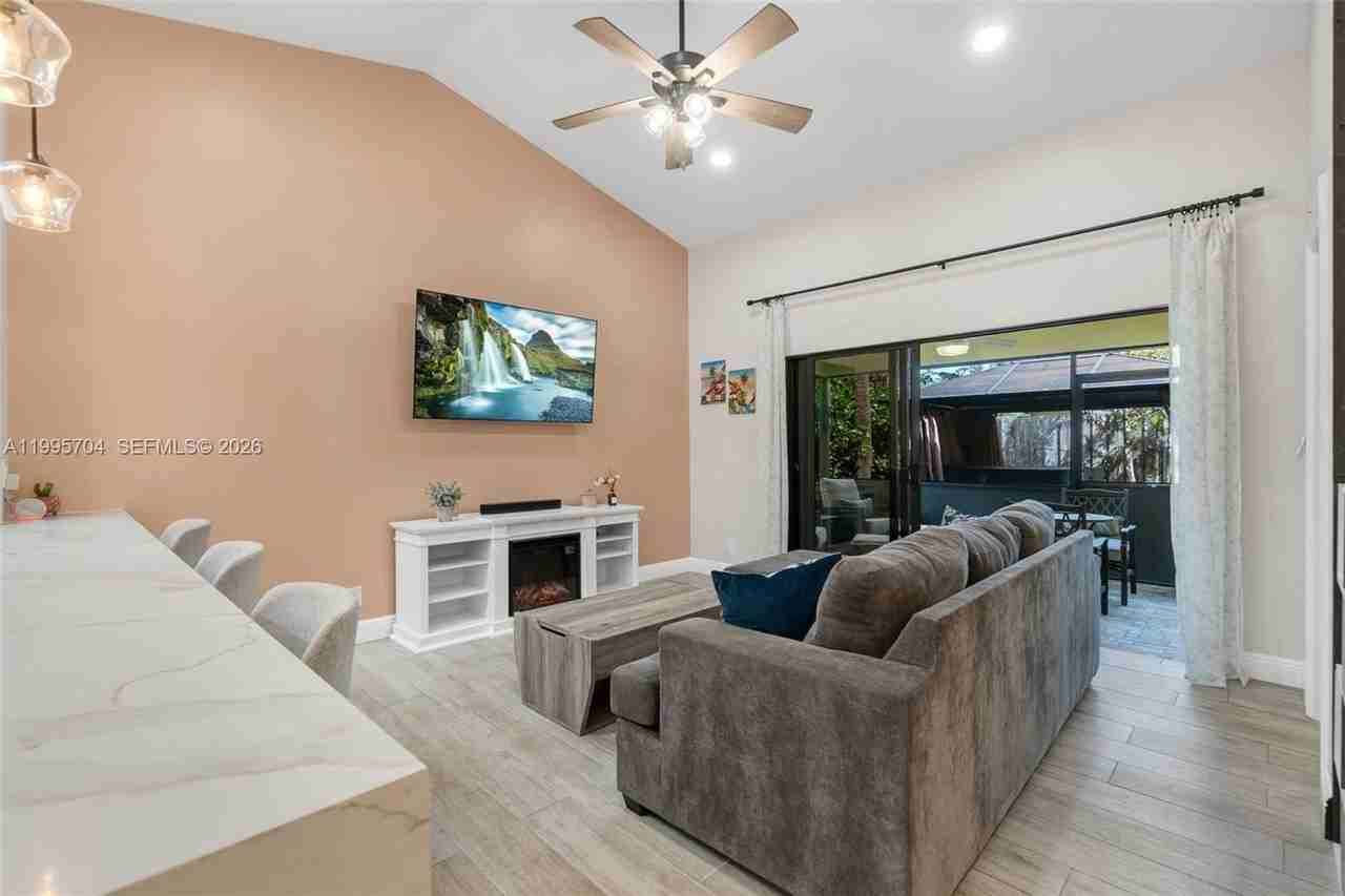 4220 Grove Park Ln #1 - Photo 7 of 41