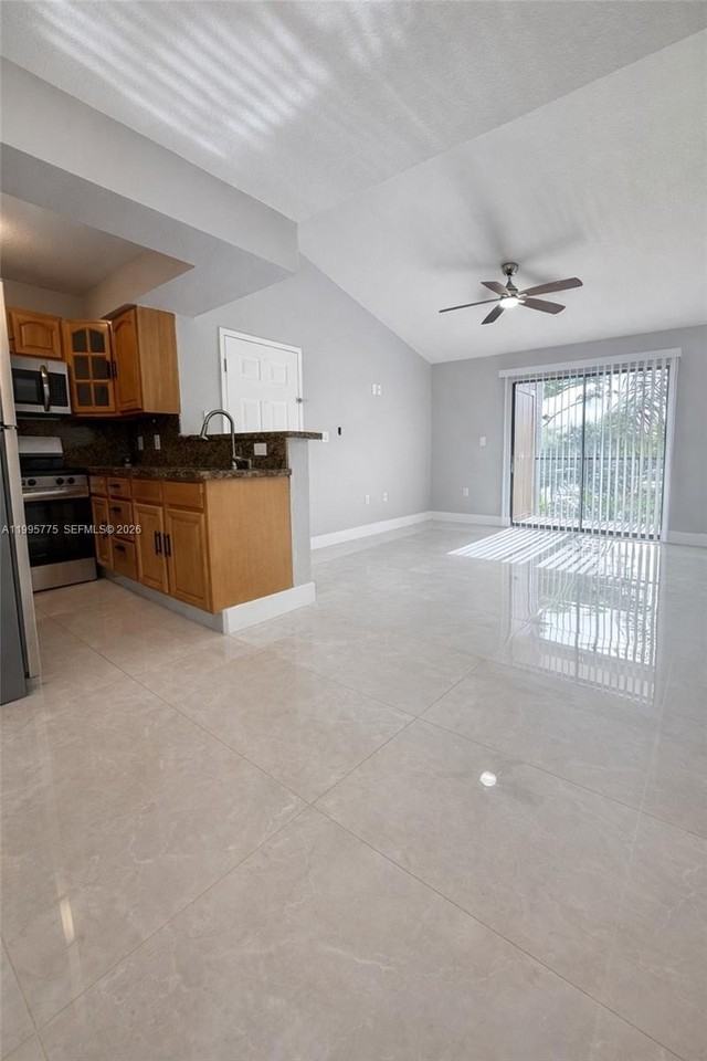 10581 Sw 155th Ct #1222 - Photo 5 of 15