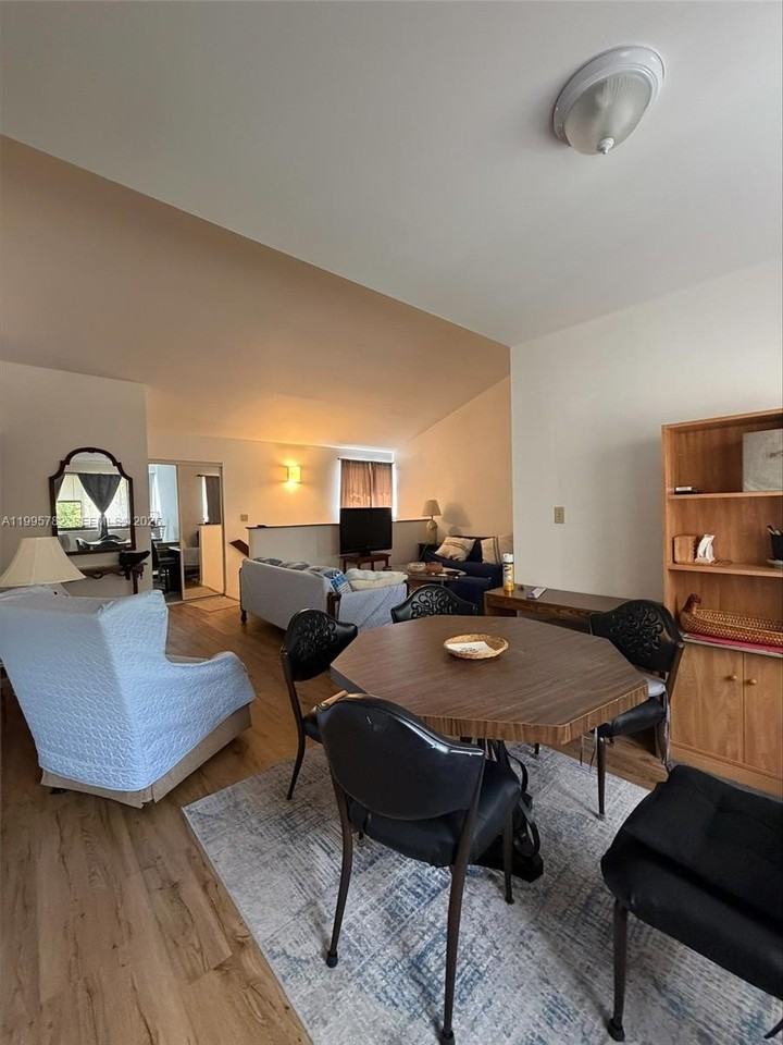 221 W Park Dr #202-3 - Photo 6 of 9