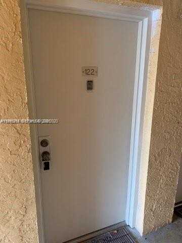 5921 Washington St #122 - Photo 3 of 15