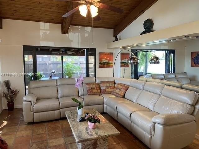 10361 Juniper Ct #10361 - Photo 3 of 19