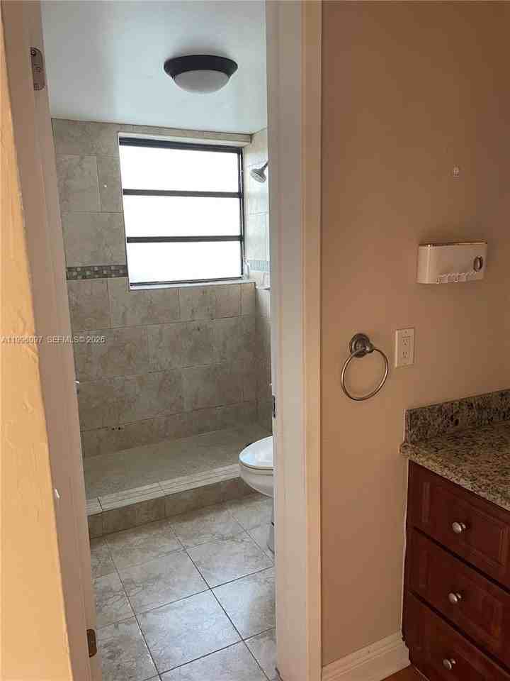 9140 Sw 123rd Ct #309 - Photo 6 of 11