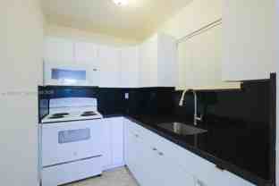 3050 Nw 21st Ave #9 - Photo 1 of 1