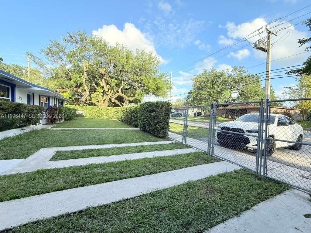325 Ne 131st St #A - Photo 2 of 50