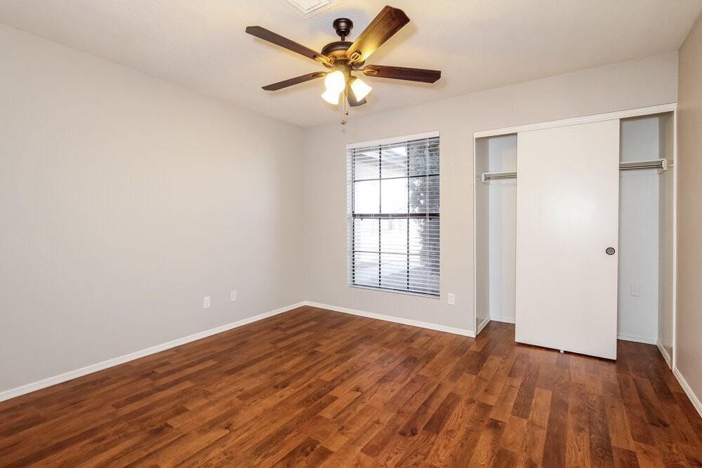 5215 W Diana Ave - Photo 6 of 15