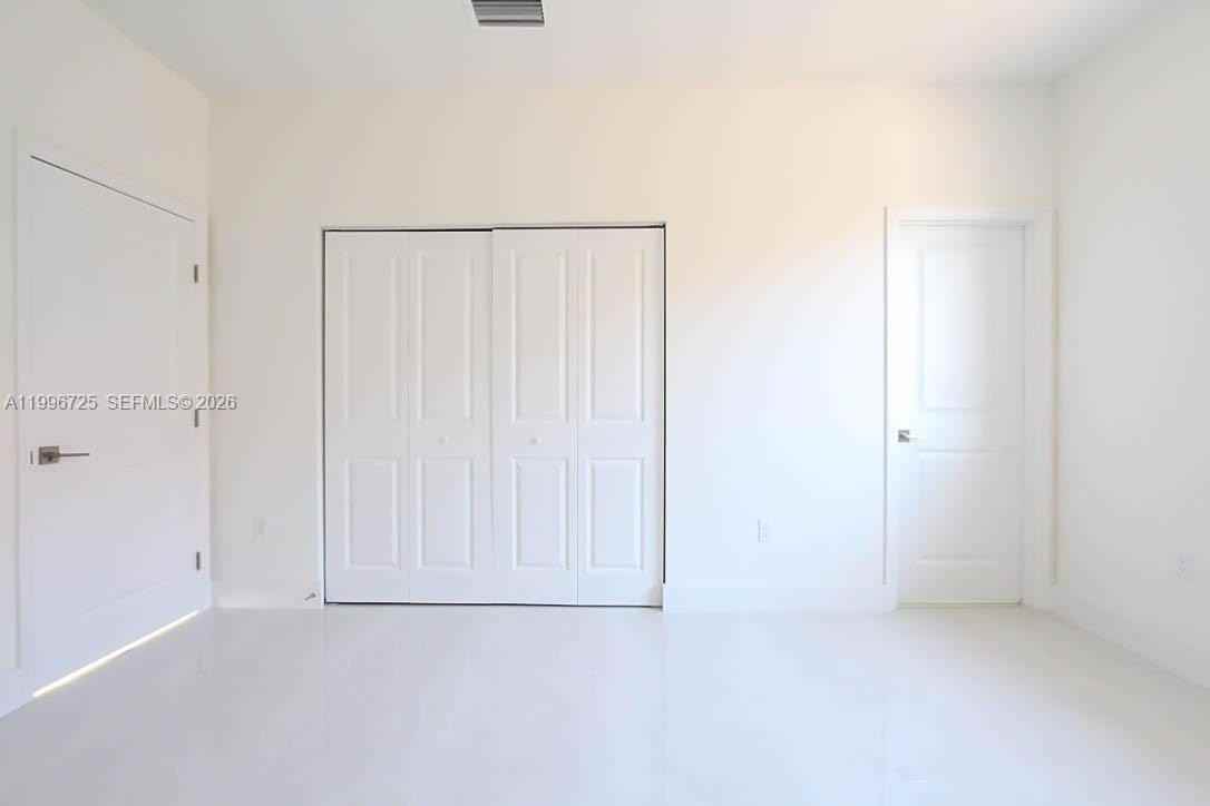 15631 Sw 11th Ter - Photo 2 of 43