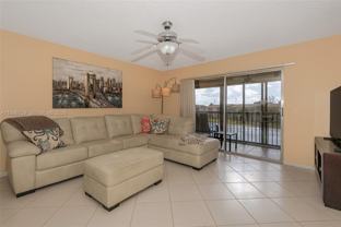 950 Sw 138th Ave #409B - Photo 1 of 1