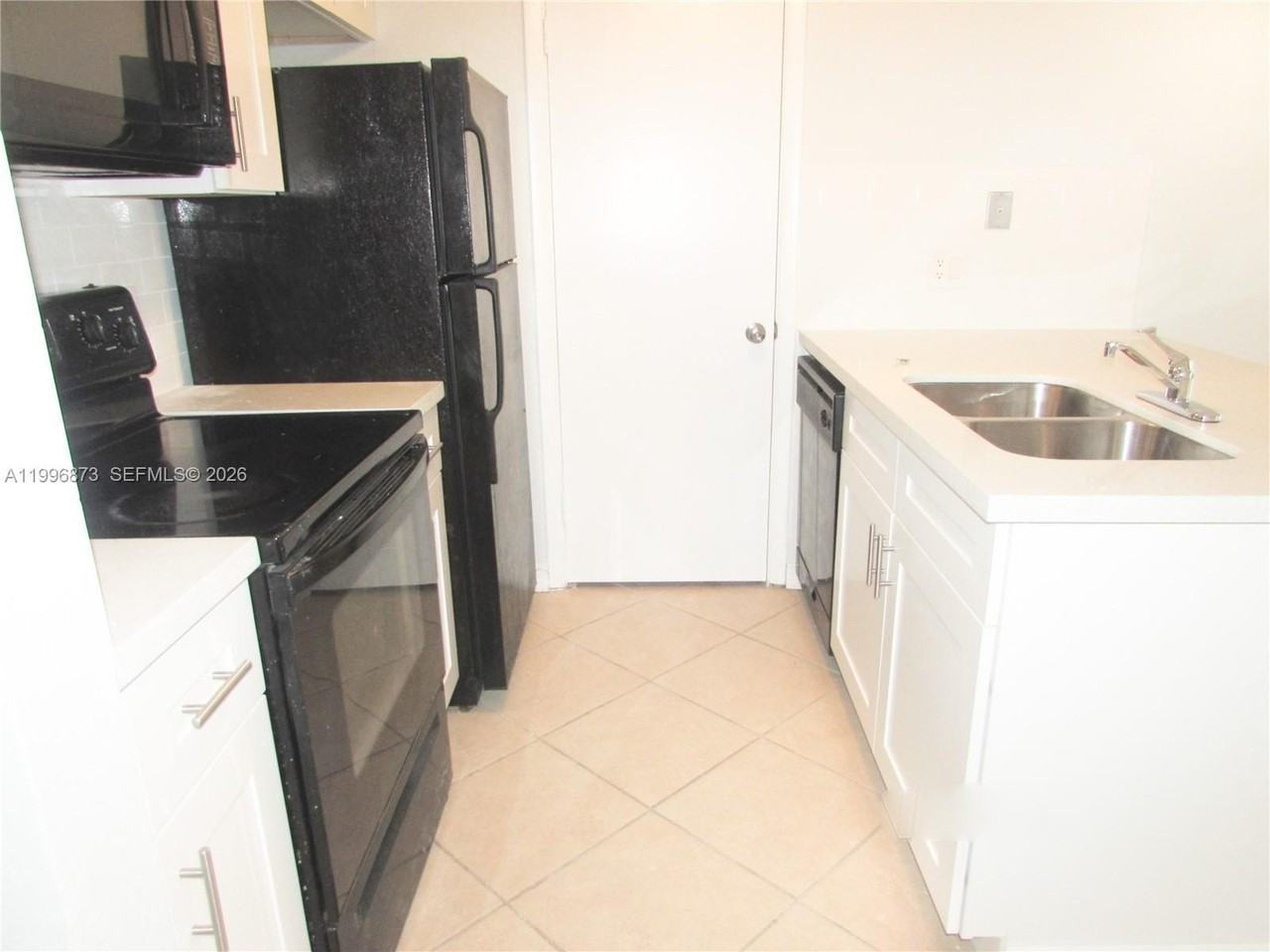 4581 W Mcnab Rd #17 - Photo 5 of 12