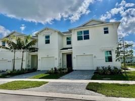 featured image of 514 Se Rivergrass St #0